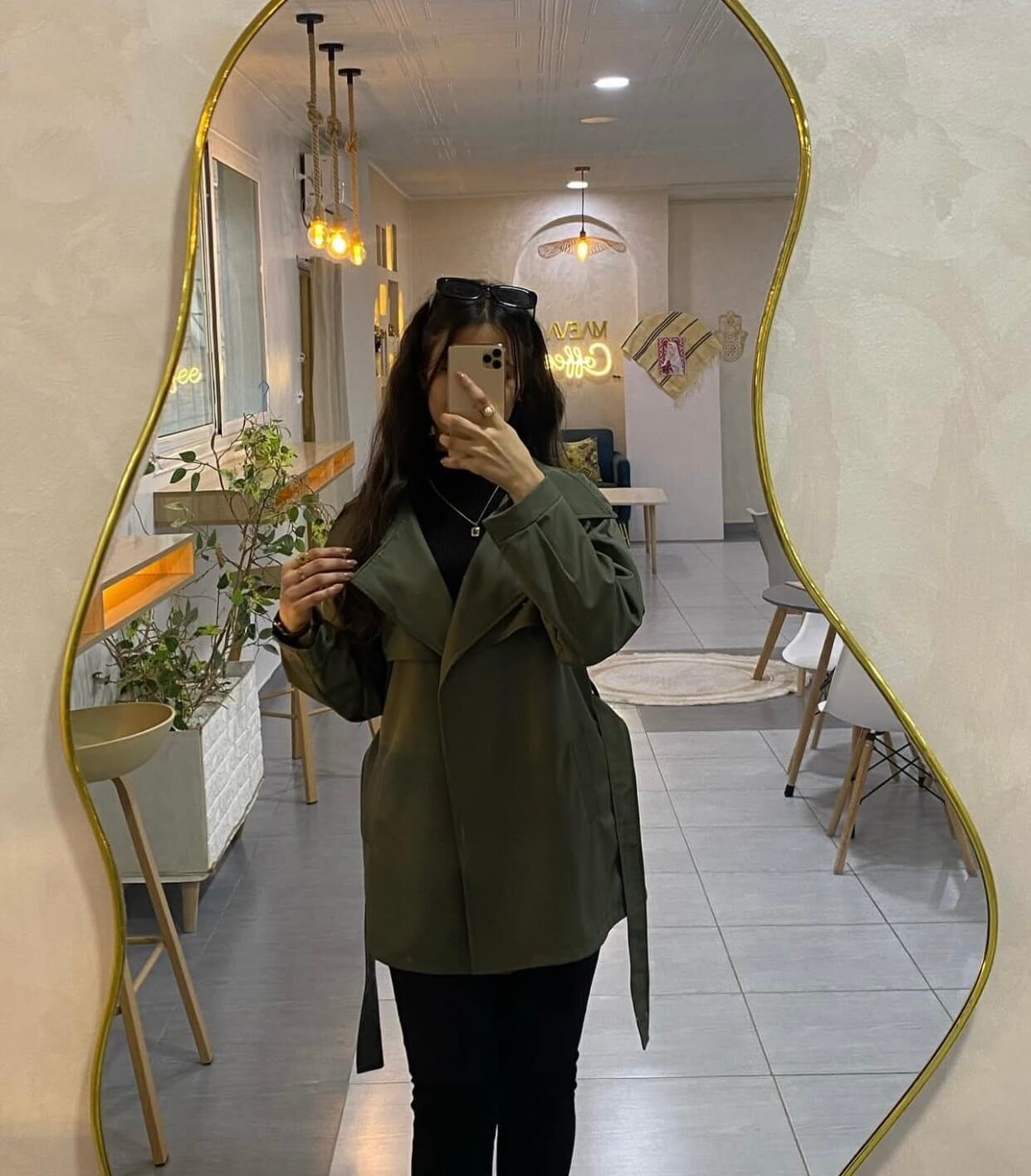 Trench-coat