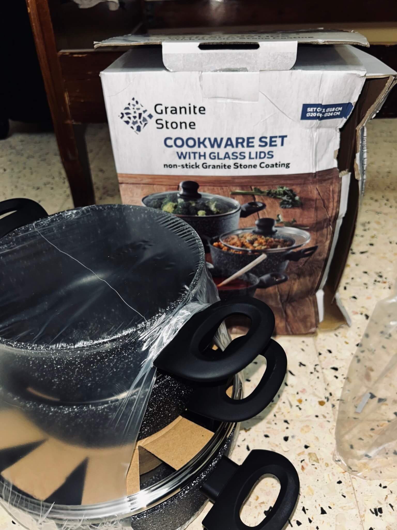 Une cockweer et un blandeur promotion pour ramad